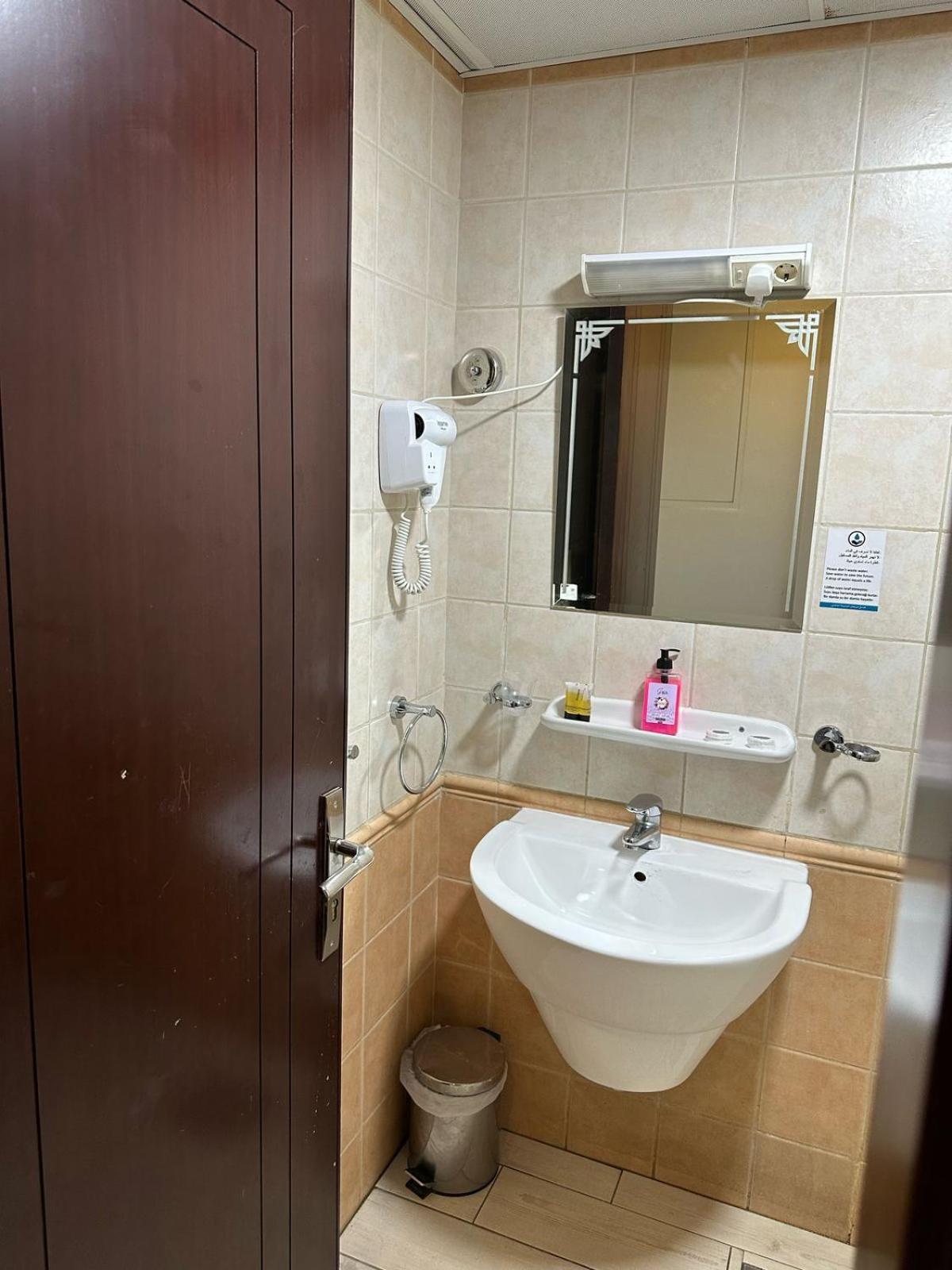 Hotel Morjan Almedina Aldhabi For Hospitality Tourism Exteriör bild